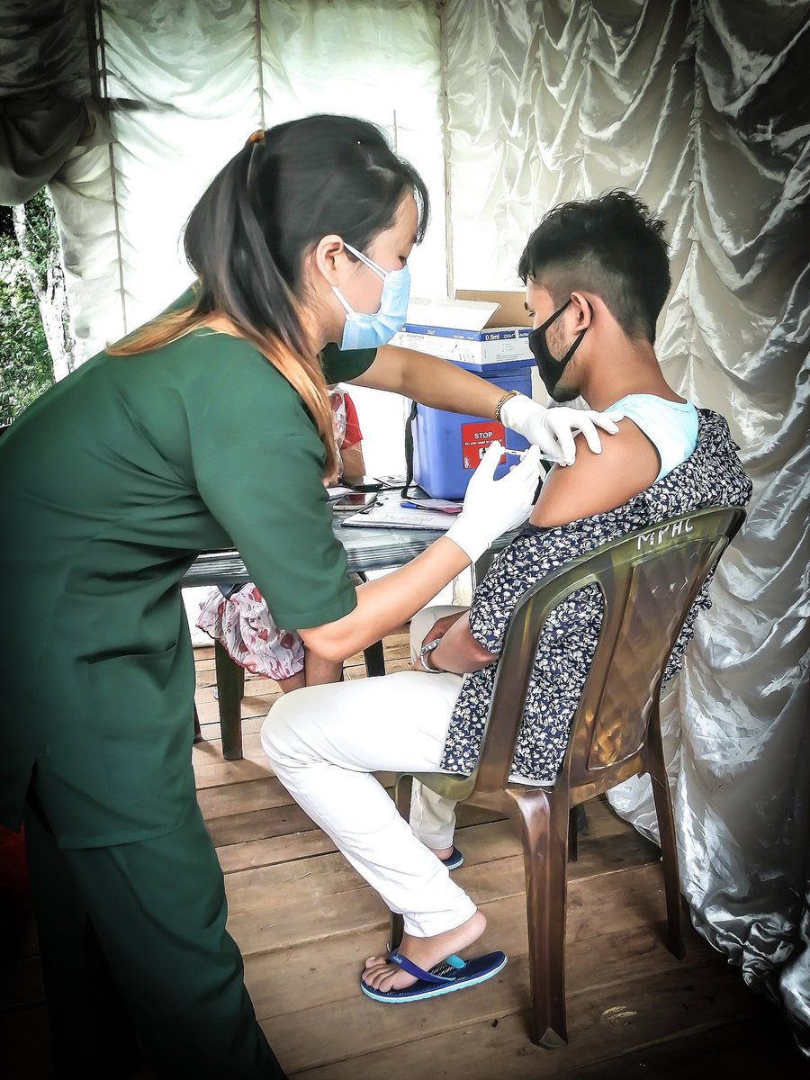 sohkhwai_rohit's tweet photo. Vaccinated 💉
#Ipledge10 @Cheesa https://t.co/4pSPkwacha