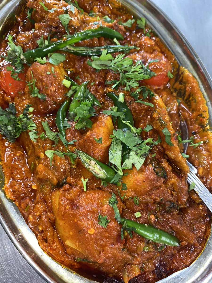 Bombay Flame, only found at the Royal Raj! This is our own recipe, cooked with various Bangladeshi chillies and a curry for the bravest customers! You can have it either Madras, Vindaloo or Phall! This Bombay Flame was Phall with extra green chillies and with Lamb #RoyalRaj