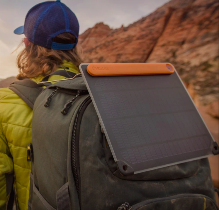 Cool Father's Day kit: @biolitestove SolarPanel 5+ available at Trekitt. Portable solar panel with a built-in 3200mAh battery pack providing unlimited amounts of power on adventures. Place in/on tree/floor/rucksack/tent and charge cameras, phones and more. bit.ly/3xiqyjX