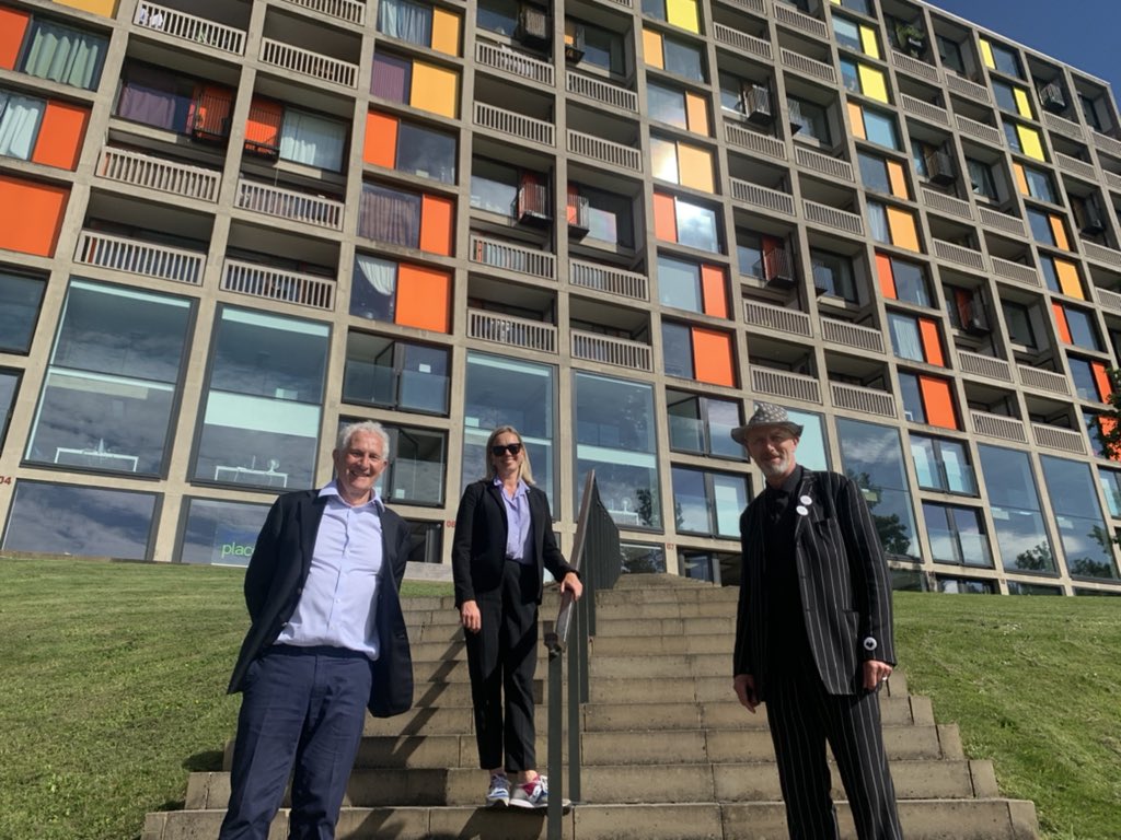 HomesTomHawley's tweet image. A trip to Sheffield isn’t complete without a visit to iconic Park Hill by @urban_splash &amp;amp; @MyGreatPlace - Peter Freeman &amp;amp; 
@katejosephs heard from @TomBloxhamMBE &amp;amp; @MattH_GPHG on the challenges overcome and the phases still to tackle. A great scheme @HomesEngland (HCA) supported