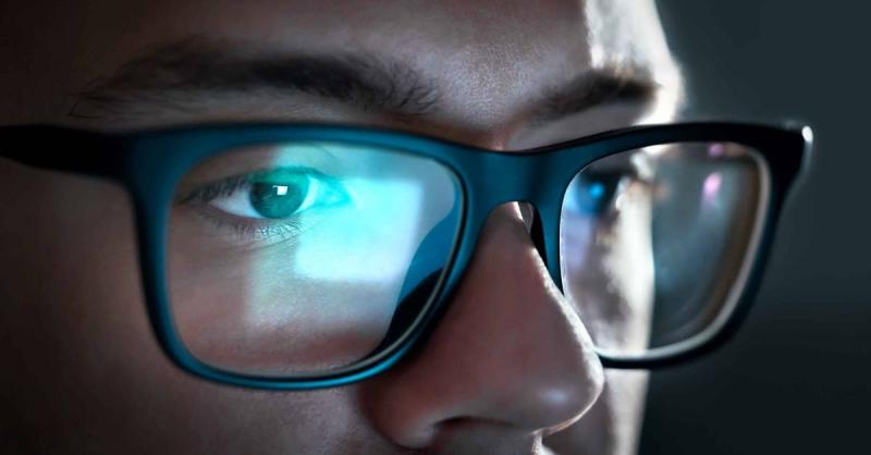 The Dark Web and scams. Why educating consumers about the Dark Web and what resides there could help change their cyber-behaviors. See this latest article from MoneyWise, which quotes our recent research <a href="/JavelinStrategy/">Javelin Strategy</a> #cybersecurity #darkweb #scams bit.ly/3xC8r99