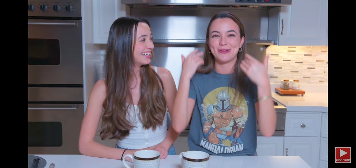 It's so funny that they can't deliver the outro because of the "Lettuce" 🤣 love the new video!😍 <a href="/veronicamerrell/">Veronica Merrell</a> <a href="/VanessaMerrell/">Vanessa Merrell</a> <a href="/MerrellTwins/">Merrell Twins</a>