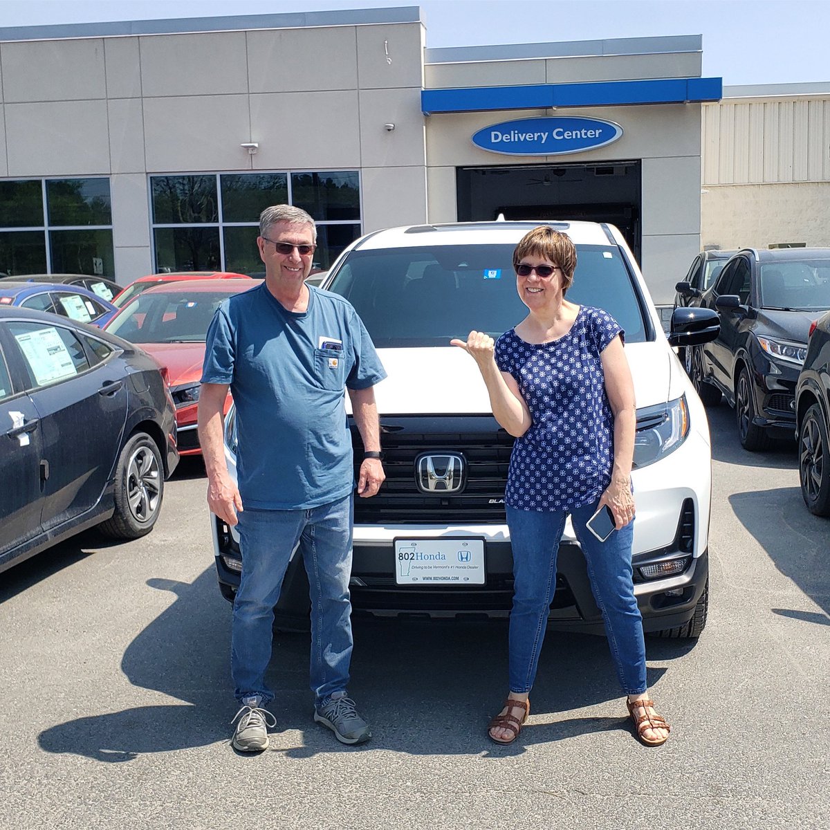 802Honda's tweet photo. Let’s hear it for Fred, who just took delivery of this new #HondaRidgeline from Nikola Banovich!

Be sure to #AskforNikola by calling (802)391-3452, or email nbanovich@802cars.com
❤️🚙💯🇺🇸
#ilove802honda #vtcarsales #newhonda #lovermont https://t.co/mBR3Ok8Axx