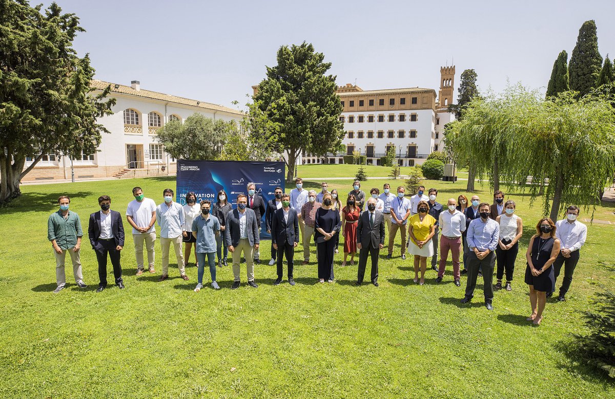 go_aragon's tweet photo. 8 Startups presentan sus proyectos durante la tercera jornada "Innovation Day" organizada por Fundación Ibercaja e Iberdrola
@Carga_tucoche @Velcamotor @myrentgo @wifly_mobility @RevooltME Alma Mobility  Watson  @solumpv

#aragon #mobilitycity #goaragon 

https://t.co/WFIcEqlh2h https://t.co/clCDnOuJve