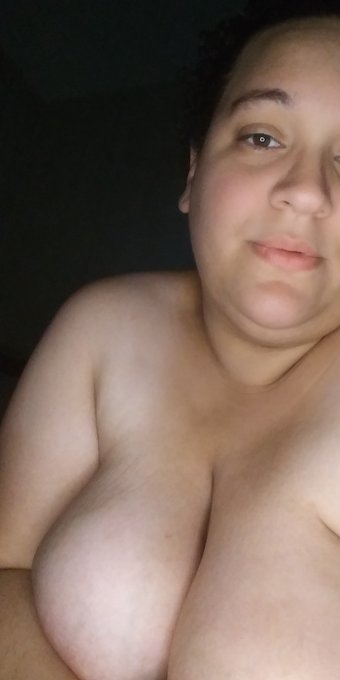 Gordita, natural, and tetas out https://t.co/DvnYnlLHqc<a href="/tag/plussize"class="tags"><span>#plussize</span></a><a href="/tag/nsfw"class="tags"><span>#nsfw</span></a>