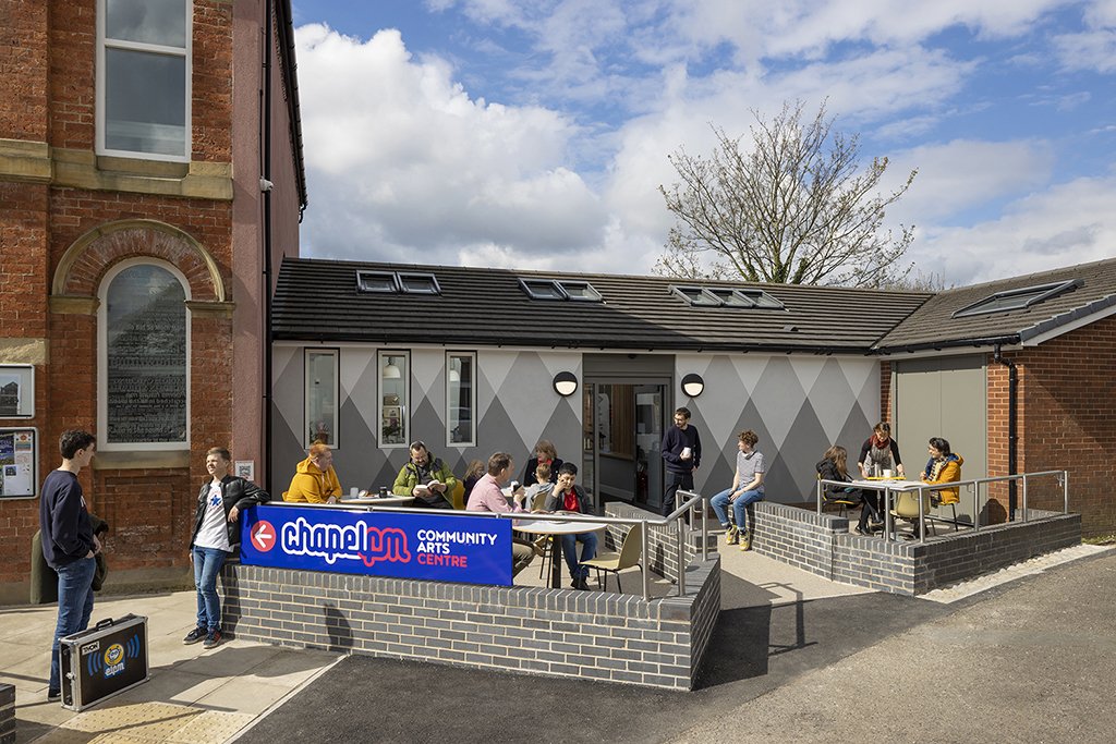 We’re looking for VOLUNTEERS!

*Conversation Connectors: 
ow.ly/DtLU50FaCMH
*Sound Bite Community Cafe Host:
ow.ly/oHHl50FaCMJ
*Tuned in Techie: 
ow.ly/IcRs50FaCMI
*Live Wire Programmers:
drive.google.com/file/d/1UNOf54…

Register your interest: 
docs.google.com/forms/d/e/1FAI…