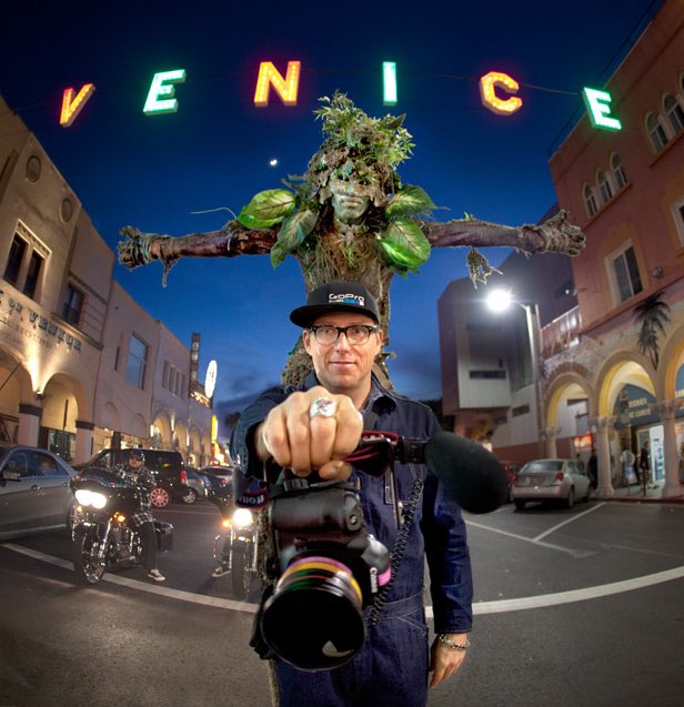 adocumentree's tweet image. Happy California Reopening Day! After a year of isolation hope everyone can now more easily  “branch out” to pursue their dreams. 🙏🏽🌳💚🦏 #hope #rebirth #adocumentree #treeman #mangelomedia @adocumentree @treemanity @mangelomedia @venicesign #venicesign #californiareopening