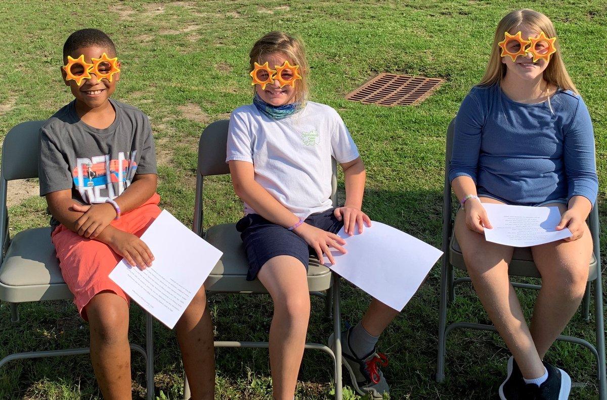 PaulDomEnergy's tweet photo. What a perfect🌞day for a Solarbration! Thanks to the  teachers, staff and students at Bowen's Corner Elementary @bcsdschools @NEED_Project who helped bring Solar for Students to the Lowcountry! The @DominionEnergy program includes a working solar array on campus! #sustainable https://t.co/TrAWIrZbWR