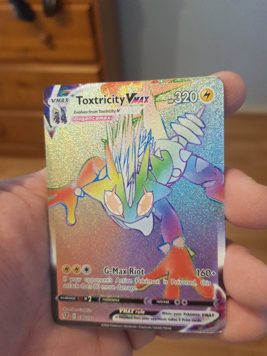 RannadosRay's tweet photo. @CandyEevee I'd love to get into collecting again but the prices for them are waaay too insane 😅. I also have a slight addiction to collecting things so friends have banned me from buying cards... I was lucky to pull this from a Christmas present though! https://t.co/O47DE50Y11