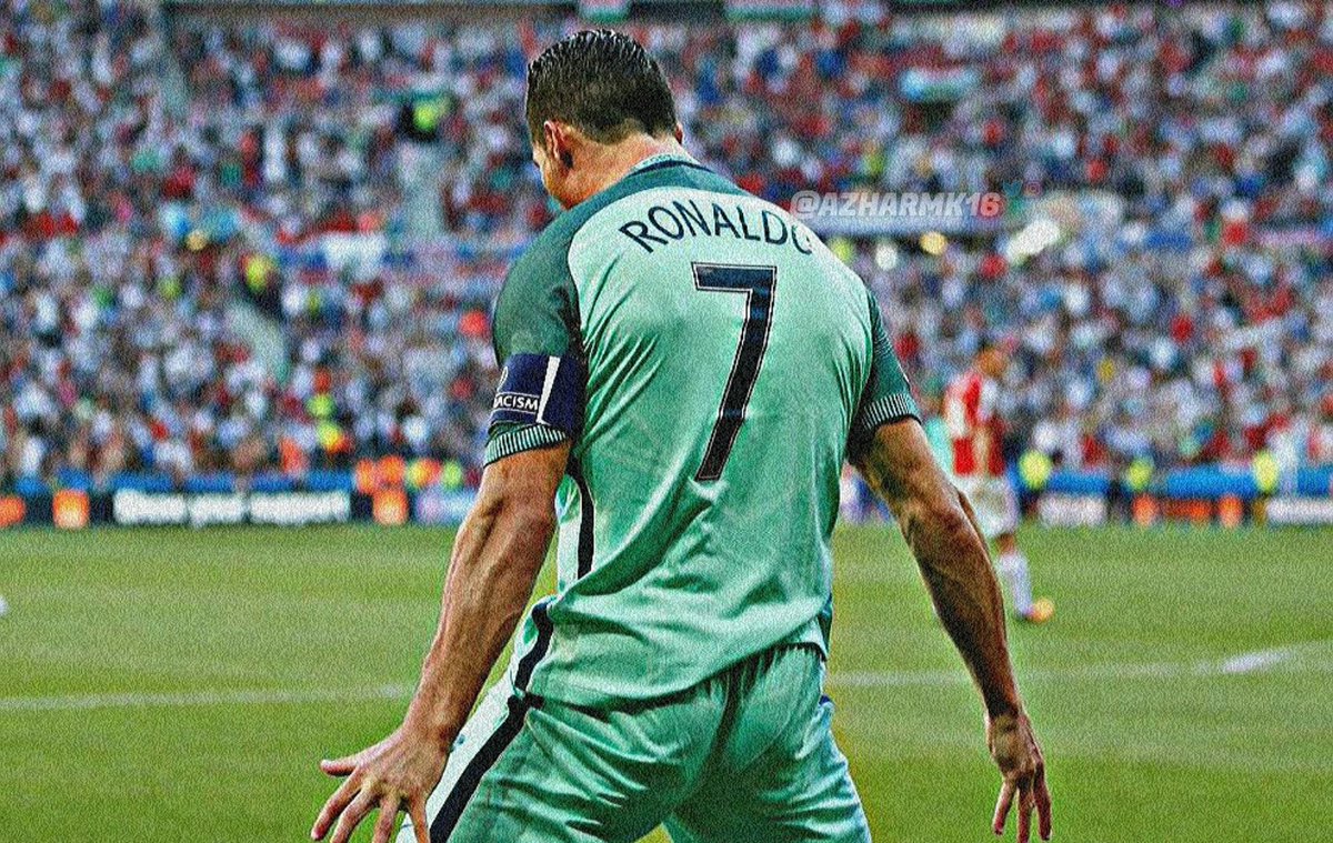 Cristiano Ronaldo Is The Only Player Who Has Scored In 11 Consecutive International Tournaments:

• Euro 2004.
• WC 2006.
• Euro 2008.
• WC 2010.
• Euro 2012.
• WC 2014.
• Euro 2016.
• Confederations Cup 2017.
• WC 2018.
• UEFA Nations League 2019.
• Euro 2020.

🇵🇹🐐