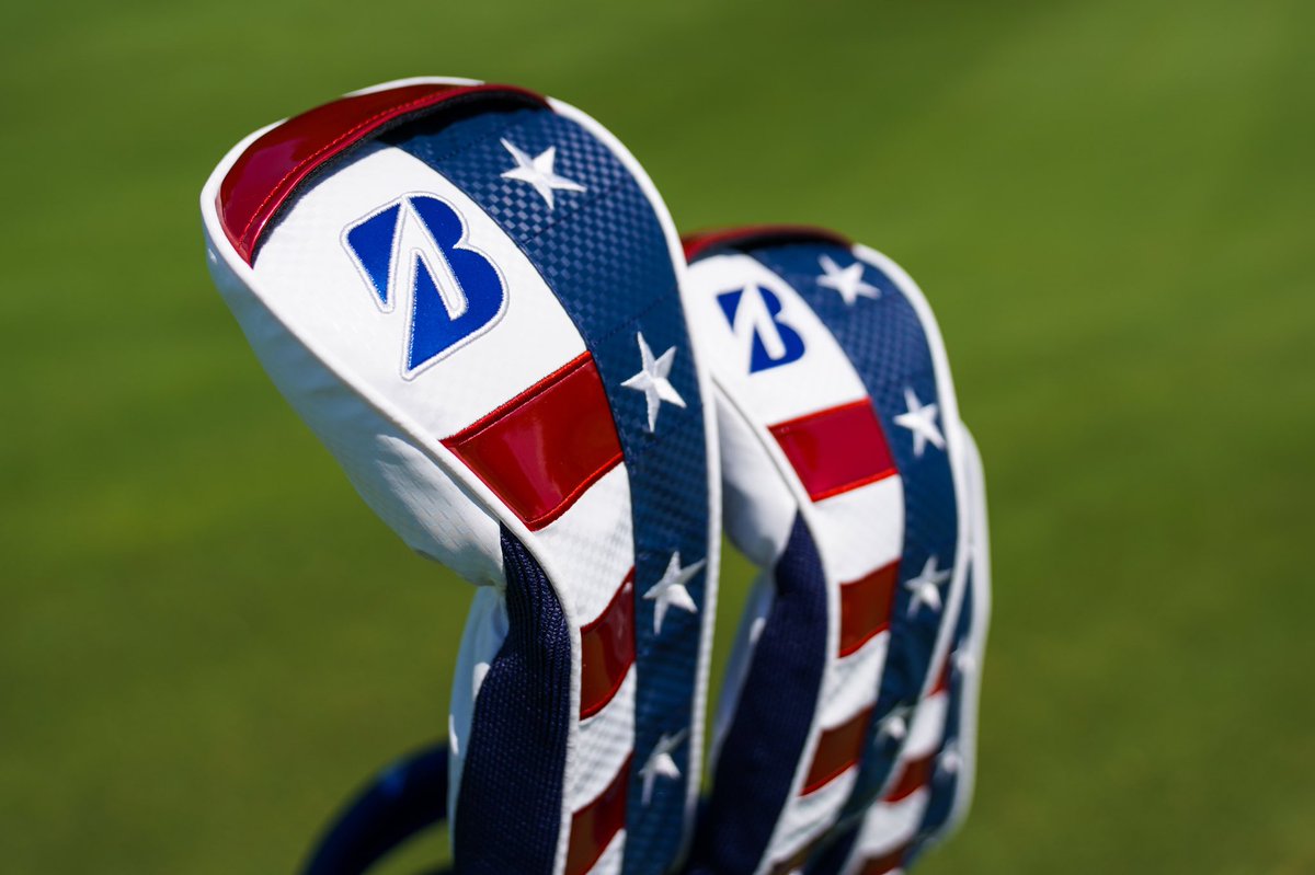 bridgestonegolf's tweet image. 🇺🇸U.S. Open Giveaway🇺🇸

Bryson DeChambeau defends the U.S. Open this week at Torrey!

Here’s your chance to win a signed 2020 Winged Foot pin flag, a Tour Issued USA Staff Bag and custom USA headcovers! 

How to win:
🔴RETWEET
⚪️TAG 2 friends 
🔵FOLLOW