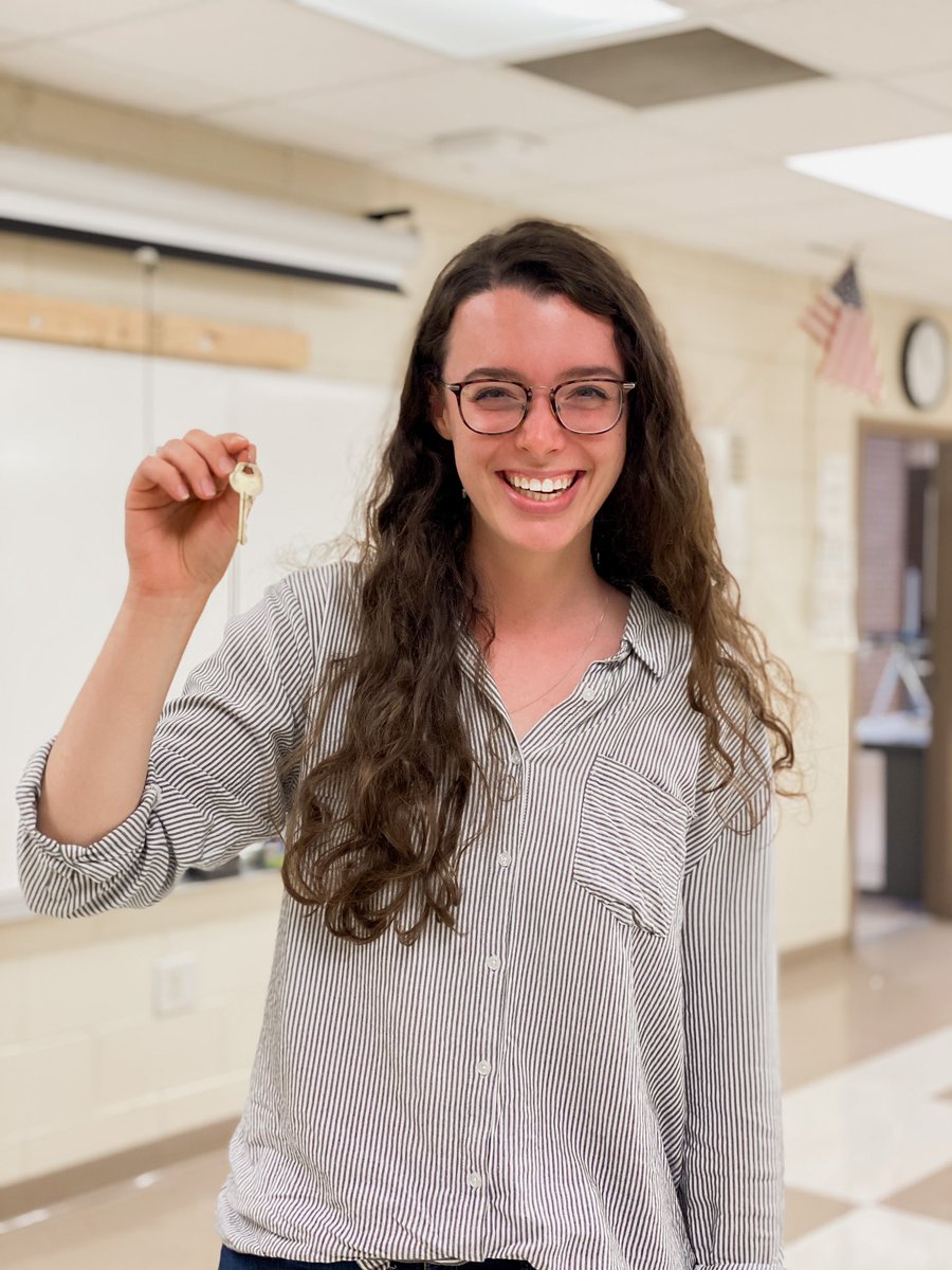 1101Candace's tweet photo. Look who got their classroom key today!  Let me introduce you to our new art teacher Ms. Griswold!!!
So thankful for this team’s willingness (including Mr. Anderson not pictured) to plan some curriculum today before summer officially starts tomorrow. https://t.co/nOZchEcr4g
