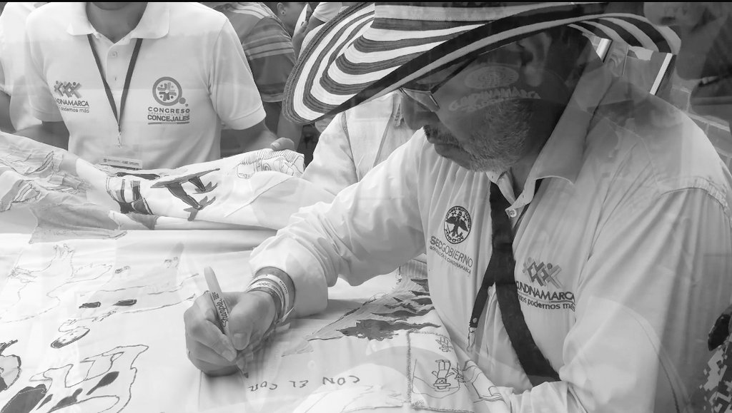 SecGobCundi's tweet photo. Lamentamos profundamente el fallecimiento de Nelson Germán Velasquez Pabón de Cáqueza, Cundinamarca, como el siempre se presentaba. Ex Secretario de Gobierno, compañero e inigualable ser humano, paz en su tumba, hasta siempre. https://t.co/ovnPXFLqPT