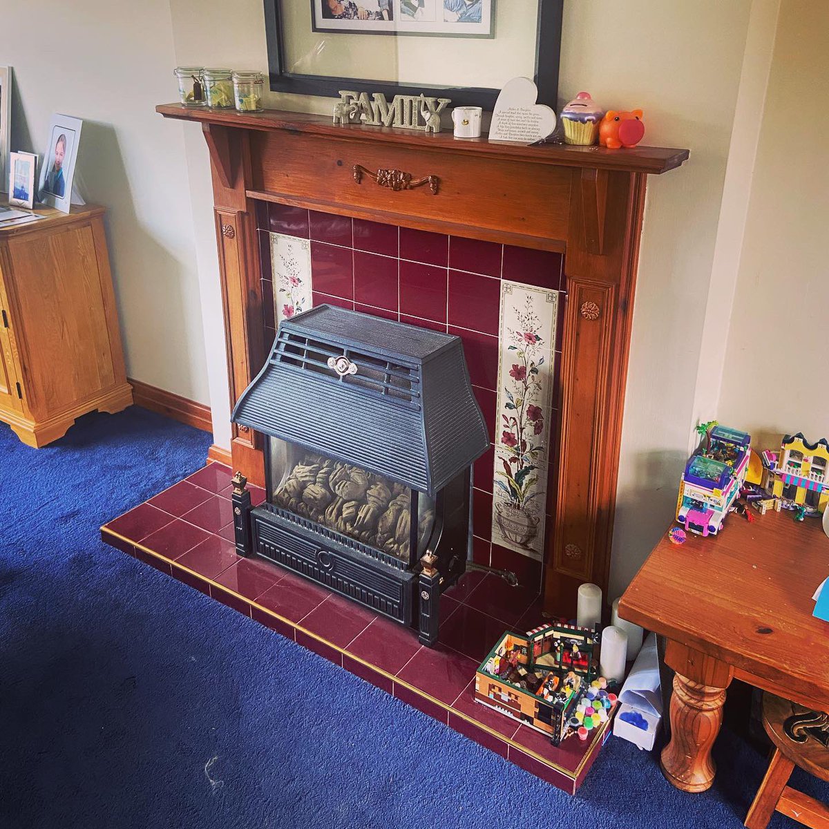 amberglowfires's tweet image. Transformation Tuesday from old freestanding gas fire to a modern hole in the wall electric fire! Visit our Cheshire Oaks showroom to see the Infinity 890 4D electric fire on live display along with plenty of other electric fires to suit all requirements 🔥@infinityfires @cJfires
