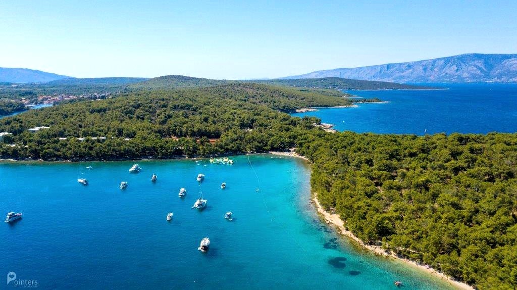 VisitVrboska's tweet photo. Paradise is place on the Earth. It'called Vrboska 🇭🇷🇪🇺 https://t.co/rCHwfaSnzD