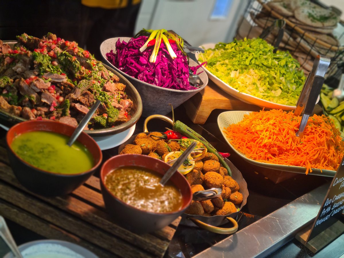 HolroydHowe's tweet photo. Great to see our teams making a flying start to the Summer term! 👌 #amazingchefs #creativeteams #stunning food https://t.co/I5kXdzEYas