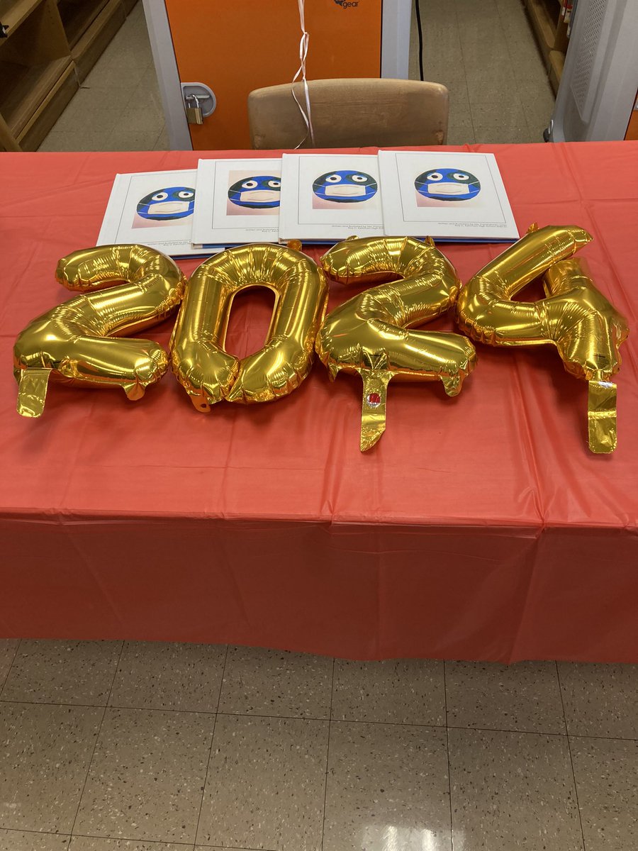 lpampwcsd's tweet image. We had a great day in the RCK library presenting our books! Be sure to visit the library to check out these published student writers! 📚✏️ #pandemicwriting @JessicaTurnerNY @wcsdtechdr @rckptsa @WCSDEmpowers