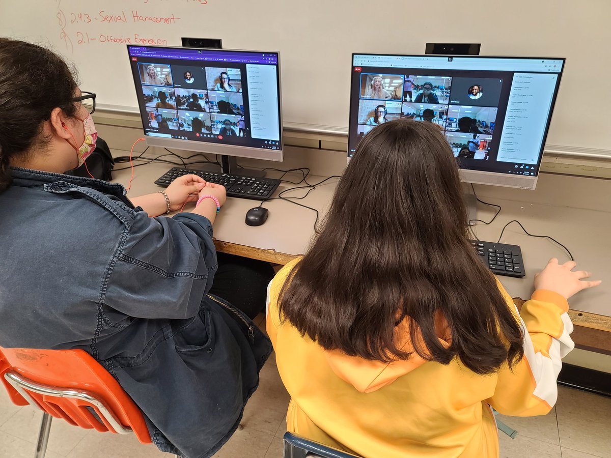 Coach TC (@coach_tc3) on Twitter photo Teague eSports class engaging in a virtual meet about the Gaming and eSports industry with fellow gamer/streamer and Varsity eSports representative -Meredith Wilcox 🎮🕹 #CampFreedom #WeAreTeague #AldineSummer #TrojansLead #AldineAnywhere #MakingOurMark <a href="/TeagueMS_AISD/">Teague Middle School</a> <a href="/AldineISD/">Aldine ISD</a> Teague eSports class engaging in a virtual meet about the Gaming and eSports industry with fellow gamer/streamer and Varsity eSports representative -Meredith Wilcox 🎮🕹 #CampFreedom #WeAreTeague #AldineSummer #TrojansLead #AldineAnywhere #MakingOurMark <a href="/TeagueMS_AISD/">Teague Middle School</a> <a href="/AldineISD/">Aldine ISD</a>
