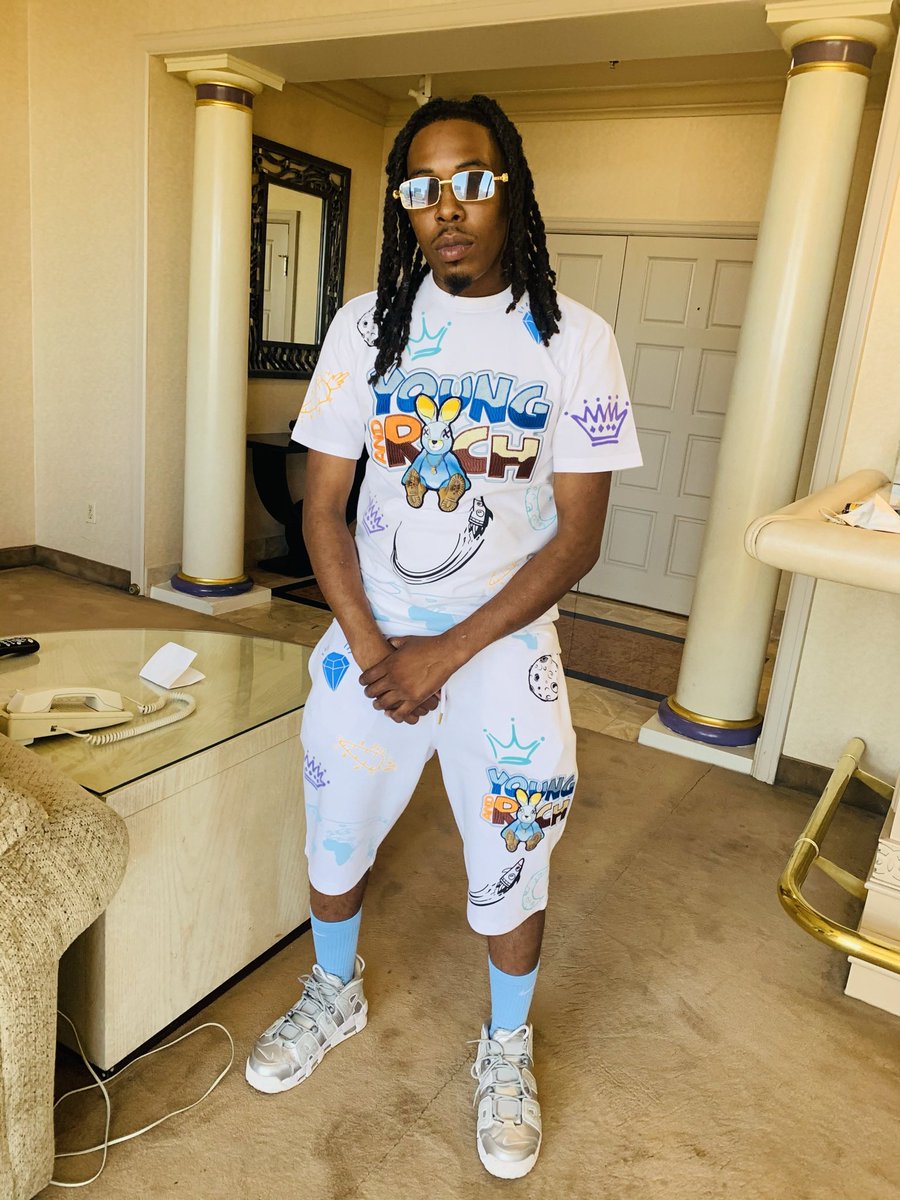 SwampGDoe's tweet photo. My Vision So Positive, Cartier’s Delete Negative Sights💯#DonRAPpen🍯🤙🏾#GDoe💎💵 https://t.co/FOznwyGO5W