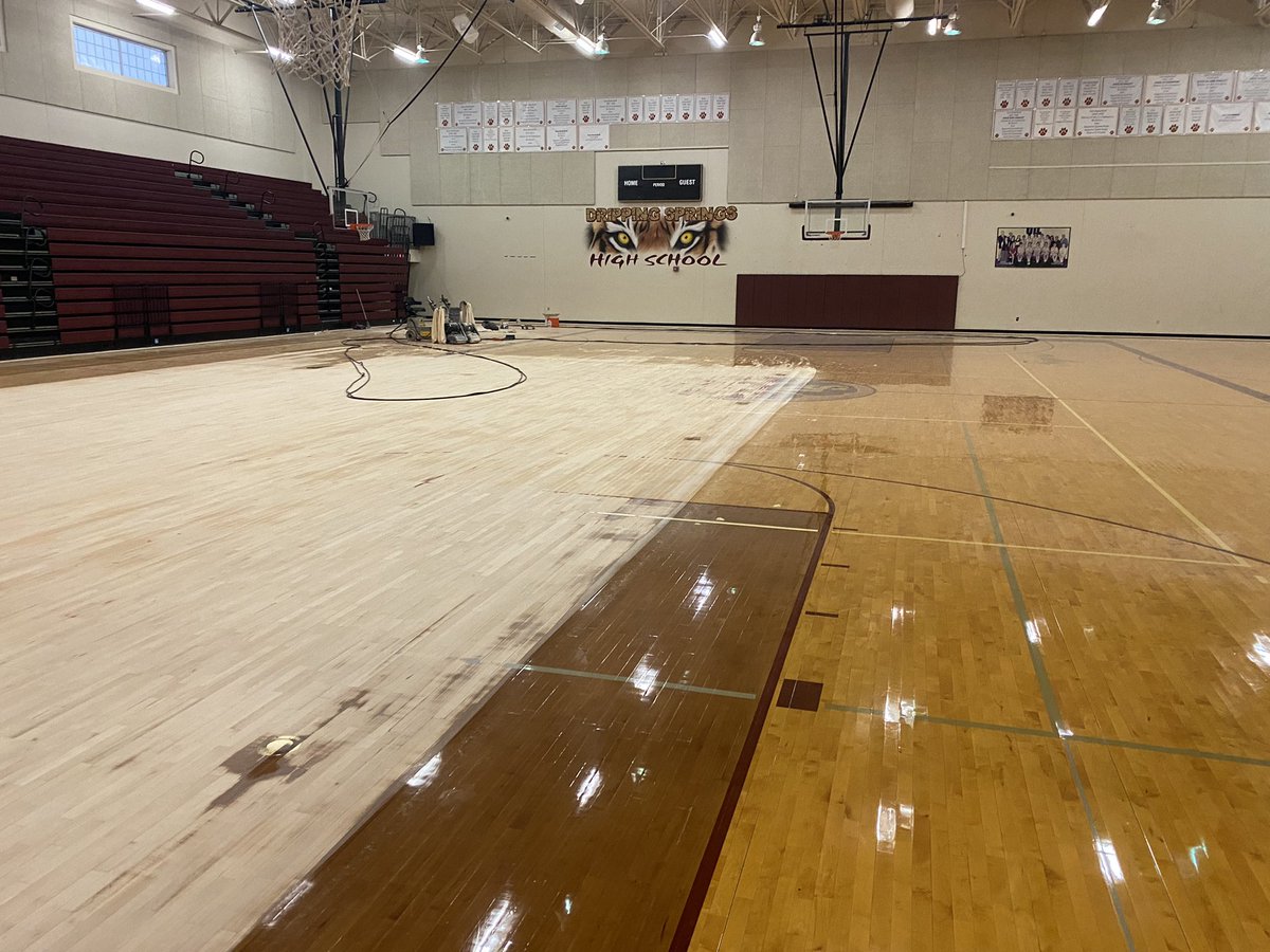 DSTigerVBall's tweet photo. #newagedrip under construction! Cannot wait to represent this court! One of the premier programs in the state will be competing on some new age turf!#TigerPride #DRIP https://t.co/6jPdXxNeDy