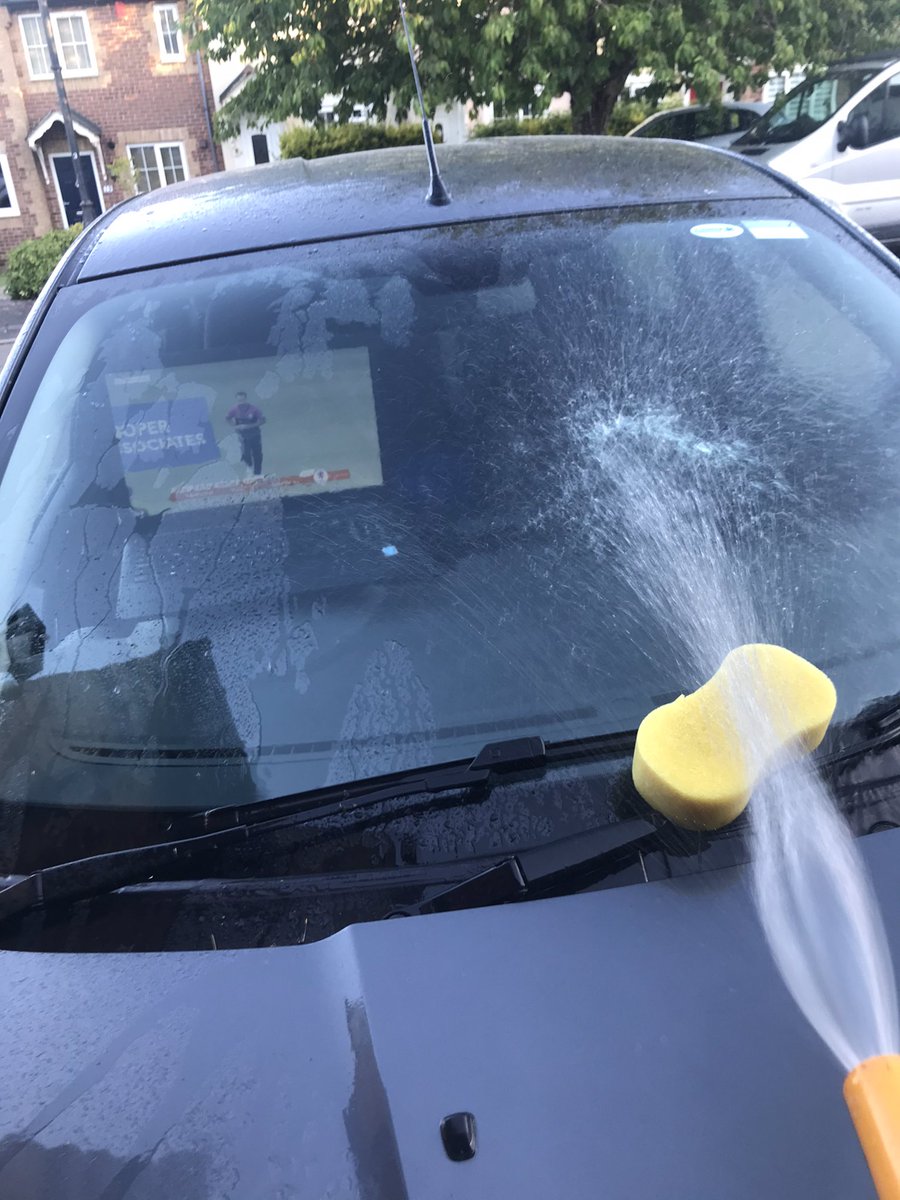 Jacko_Sparrow's tweet image. Out cleaning the cars!! Come on Somerset!! @SomersetCCC @ItsTradeNation #streaminstyle