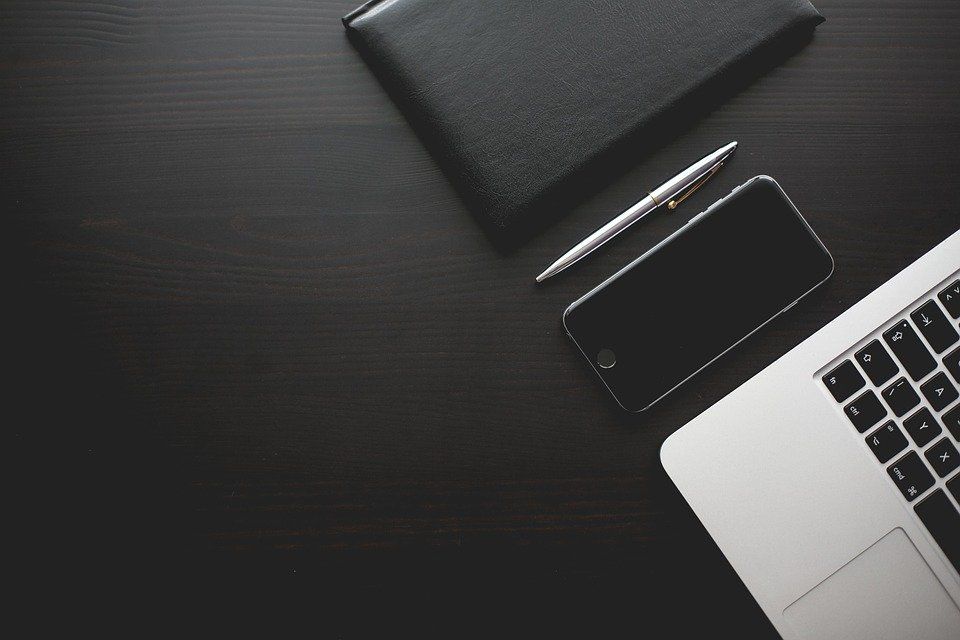 SocialMagnets1's tweet photo. Learn Why and How Executives Should Become Active on Social Media https://t.co/ZPWt0P3yzv

#ExecutiveComms #SocialMedia #PersonalBranding https://t.co/4m5uZ9zivf