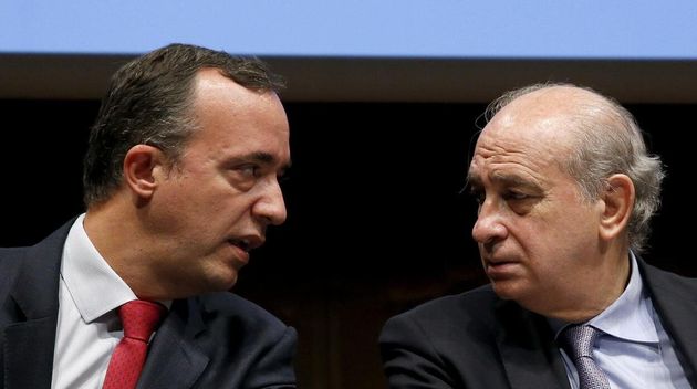 ErnestoEkaizer's tweet image. #Kitchen Peor que el Watergate. Poner a la Policía que debe perseguir el crimen ( corrupción Gürtel) al servicio de los corruptos durante años para frustrar la investigacion y recuperar pruebas es un escándalo frente al cual el espionaje de Nixon a los Demócratas se queda pequeño