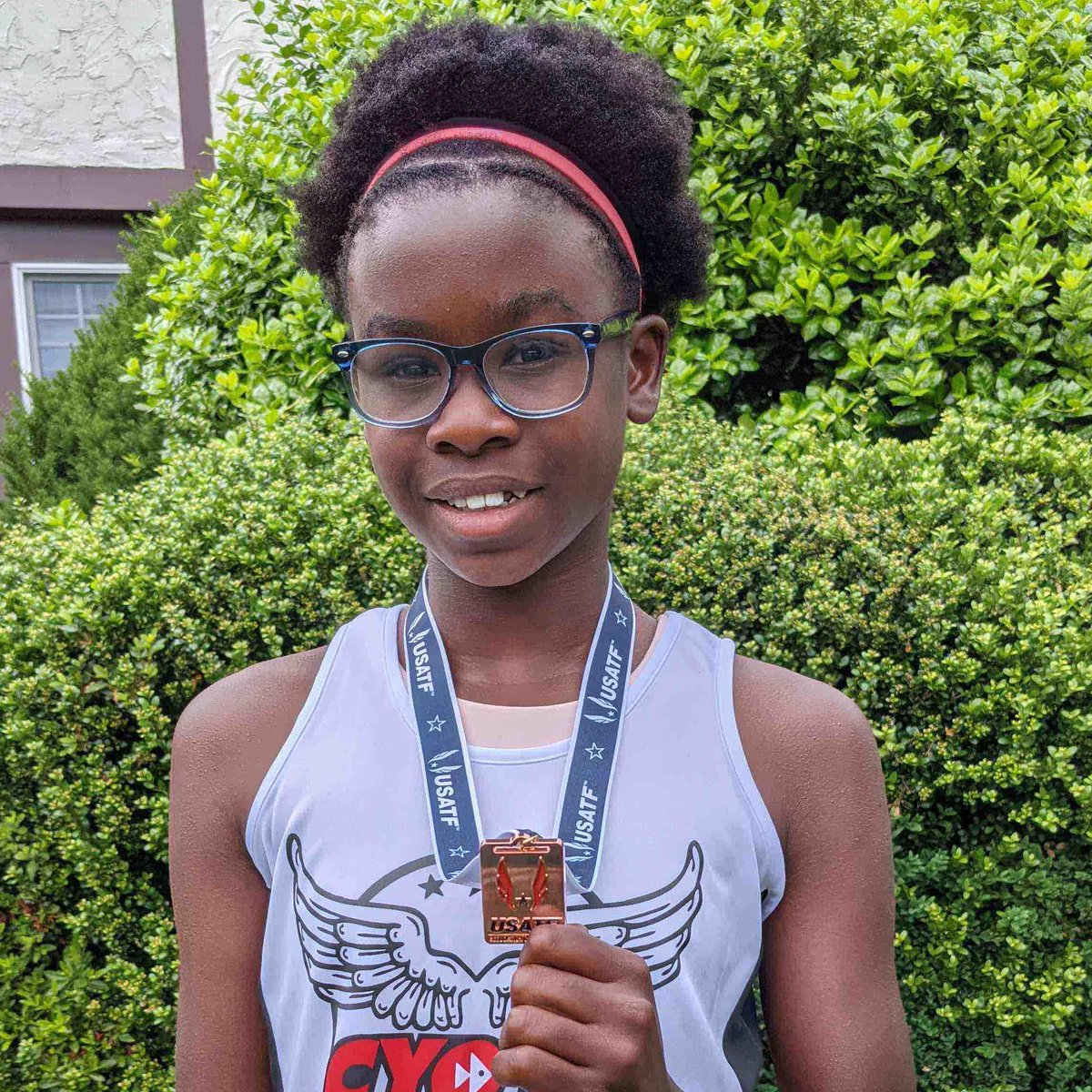 ALMSNewRo's tweet photo. Rosie update: She placed 3rd in the 3000m at the Junior Olympics! She held off a tough challenge on the final straight &amp; crossed the line in an amazing 11 min &amp; 38.97 seconds, taking almost 2 minutes off her previous result, &amp; securing a bronze medal! Congratulations to Rosie! https://t.co/jBG65sX0xG