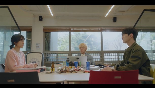 leandromartyns1's tweet image. Park Ji Hoon, Kang Min Ah e Bae In Hyuk são tão bons, tão carismáticos e que personagens bons.  #AtaDistanceSpringisGreen #AtaDistanceSpringisGreenEp2