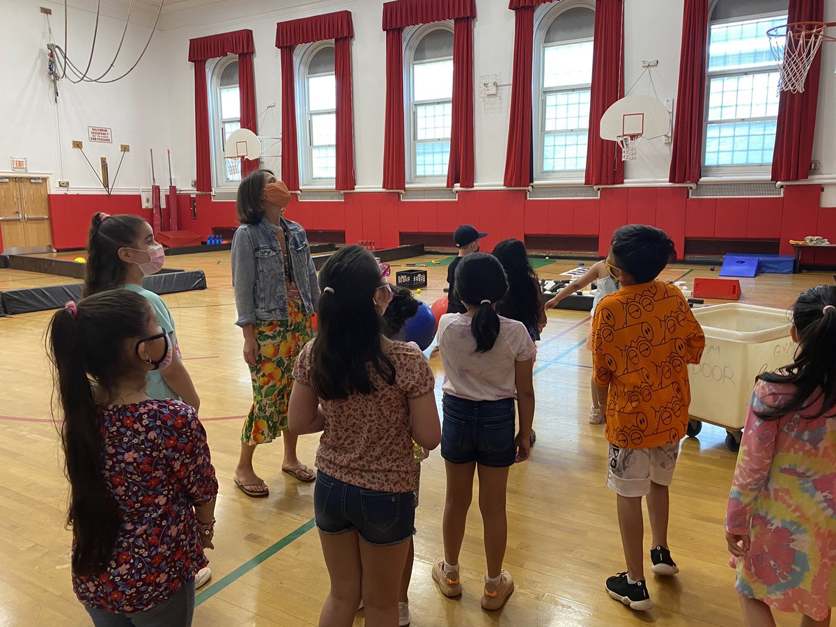 Emily Andor tweet media