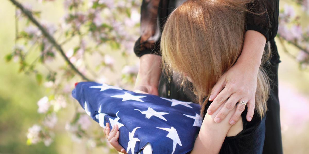 PortoFuneral's tweet photo. How to Write a Touching Obituary for a Veteran https://t.co/msxsLW3NYB https://t.co/Fp3wS4x0KO