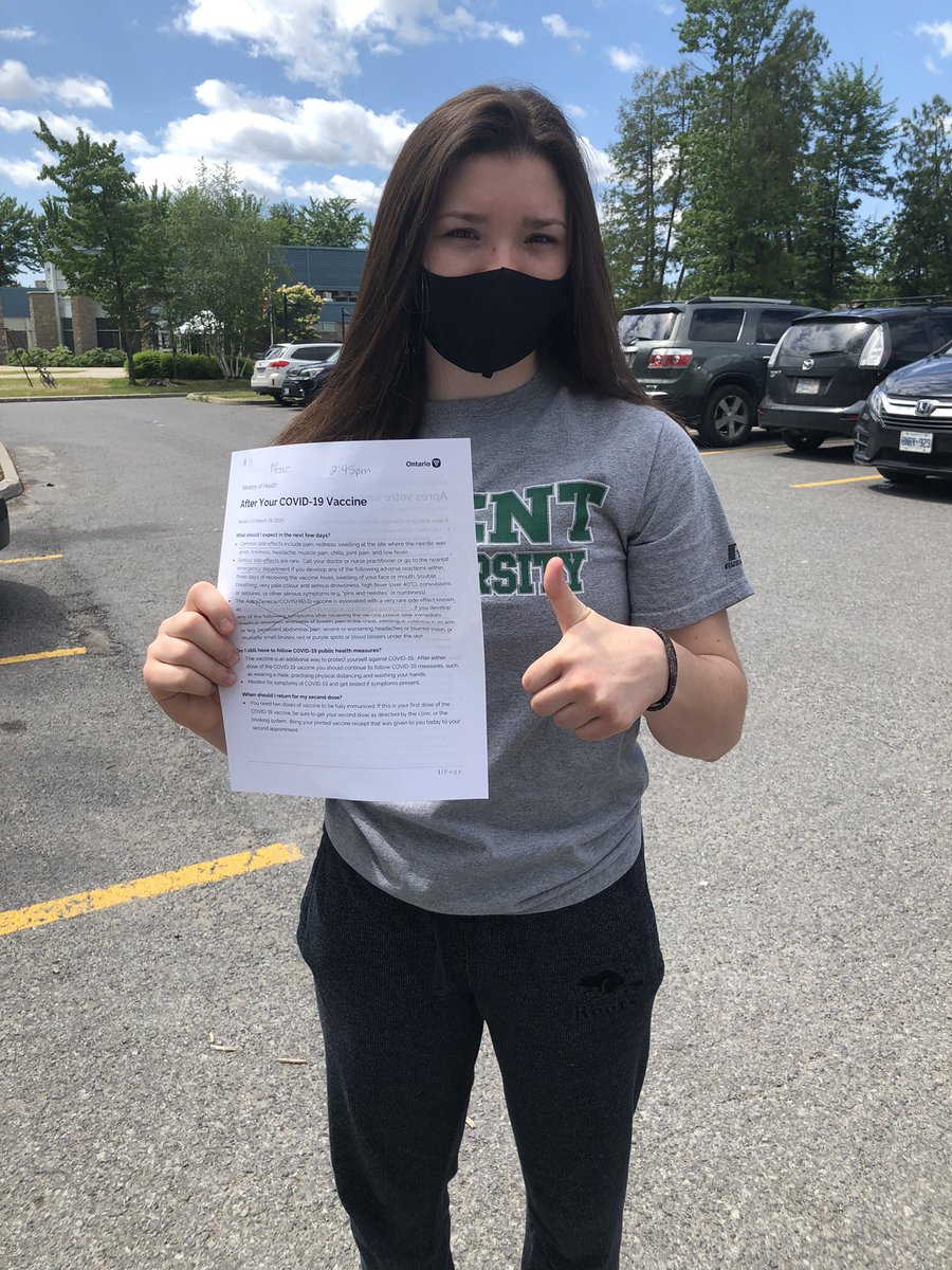jbmomto3's tweet photo. Two more joining team #Pfizer Let’s get this done!!@OttawaHealth #happymom #smilingbehindthemask https://t.co/j8aE2HBoX6