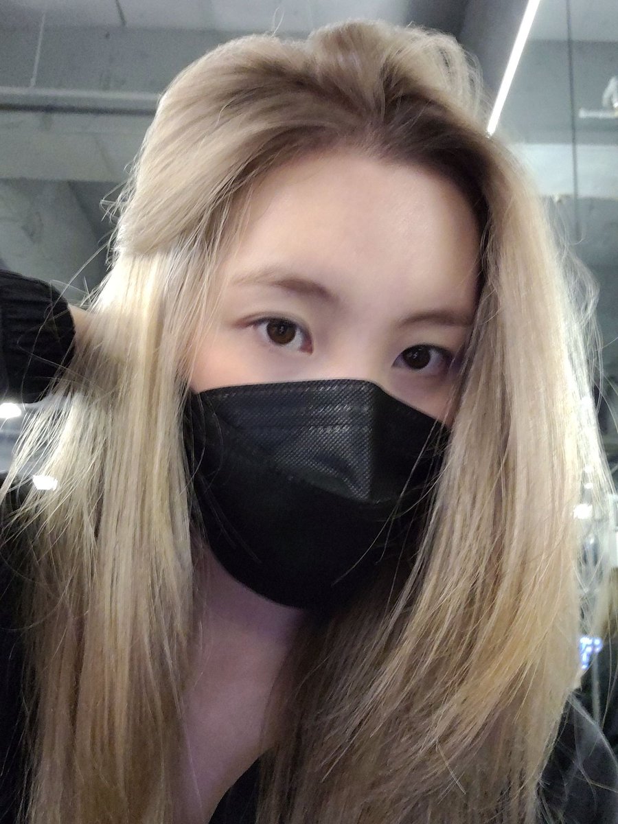 sunmi pics tweet media