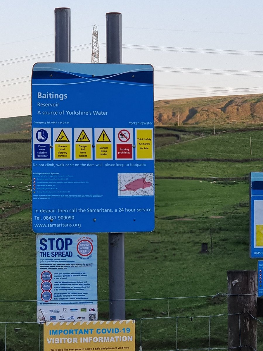 Team 2 was called to attend baitings dam today due to reports of bbqs being used. 
This is a ZERO tolerance issue. 
FPN served to male in possession of the bbq, and warnings given to his friends.
@CMBC_CSRT 
@Calderdale 
@WardenChris2 
@CSRT_Team2 
#BeMoorAware 
#SaferCalderdale