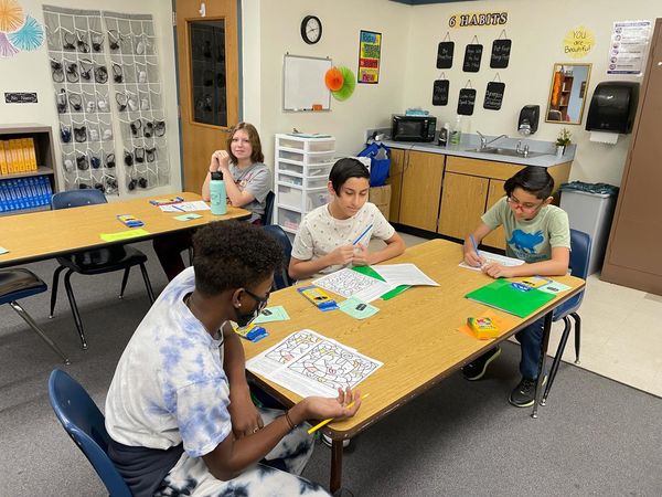 ApacheElem's tweet image. How’s your summer going? Mrs. Stueckrath’s students had fun completing the Stolen Mona Lisa Mystery Game this week! #awesomehappenshere #summerprogramming