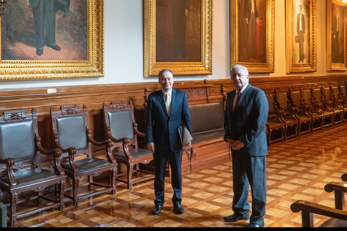 Fructífera reunión esta tarde con el Presidente <a href="/lopezobrador_/">Andrés Manuel</a>. Muy alentador recibir su apoyo, tanto para las acciones inmediatas como para los proyectos estratégicos que nos permitirán recuperar la grandeza de #Sonora y mejorar el bienestar de las y los sonorenses. 1/2