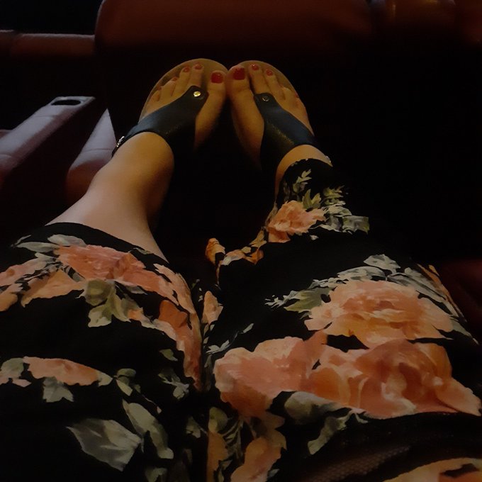 At the movies

#feet #footlover #feetlove #feetselfie #footfetishgroup ##footfetishnation #footfetish👣