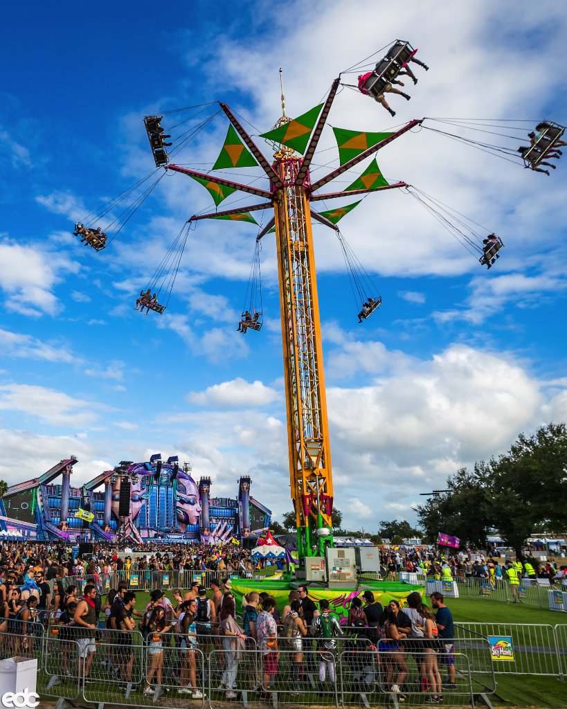 EDC_Orlando's tweet photo. Take flight &amp; soak in the Florida Sunshine from new heights!🎢☀️ November can't come soon enough. 🌈 #EDCOrlando

Join us for just a $20 deposit → https://t.co/iFA3QfYegX https://t.co/f6pnBJNiEv
