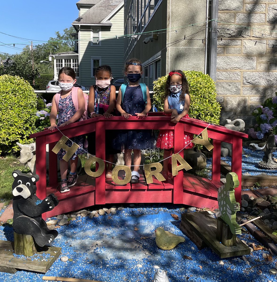 Adams_Preschool's tweet photo. We said “see you later” to some of our Blue Cohort friends today! 🎓 We are so proud of you! #collsedu #collskind #happysummer https://t.co/EwtdTQzP6O