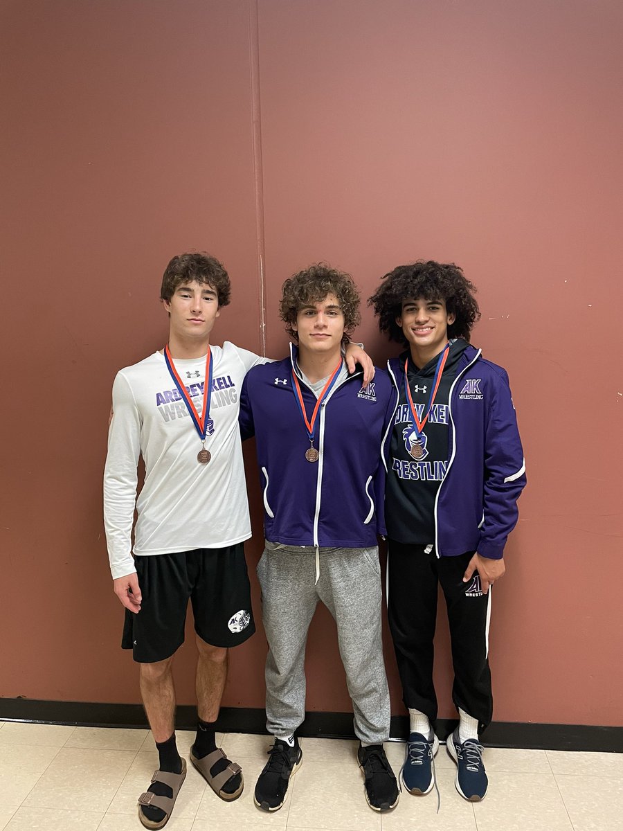 Congrats to our regional placers and now State Qualifiers!!!
Cam Parker 126
Cooper Marshall 138
Jackson Reily 160