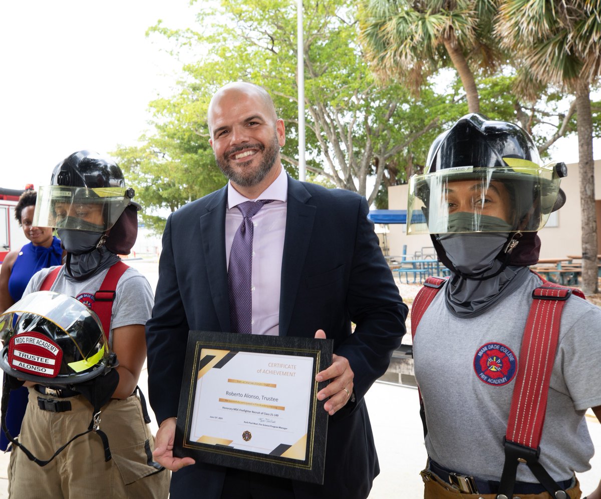 Thanks to our <a href="/MDCollege/">Miami Dade College</a> Board of Trustees Vice Chair Washington and Trustee Alonso for joining me this afternoon as we toured #MDCNorth School of Justice and Fire Academy. It was a pleasure meeting our future Shark heroes.
 
#BeMDC #Miami #highered