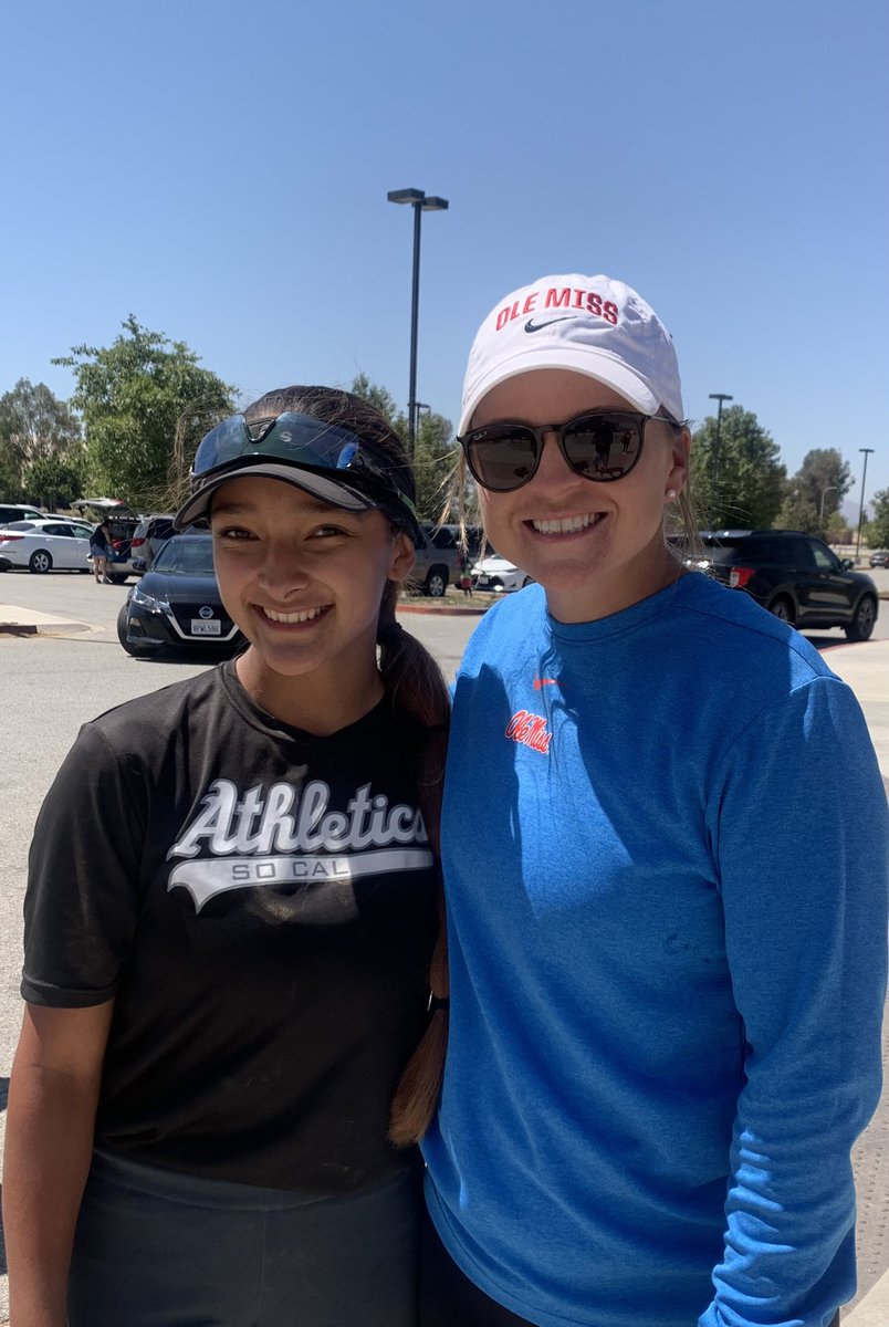 Had fun at the Recruit in June Prospect Camp on Friday! Loved learning something new and got to meet the coaches! <a href="/CoachSpencerCal/">Chelsea Spencer</a> @KRietkovich <a href="/JustinShults33/">Justin Shults</a> <a href="/mysha_sataraka/">Mysha Sataraka</a> <a href="/SanJoseStateSB/">San José State Softball</a> @SCAs_Briggs