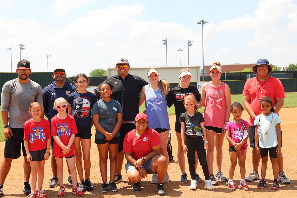 SoftballLovejoy's tweet photo. Our MVP'S for Day 2! This group is HARDworking &amp; always looking to get better! ATTACK #softballers #studs #223 #beHARD #Lp3sports @coachDJLopez https://t.co/SNnu8LBTa7
