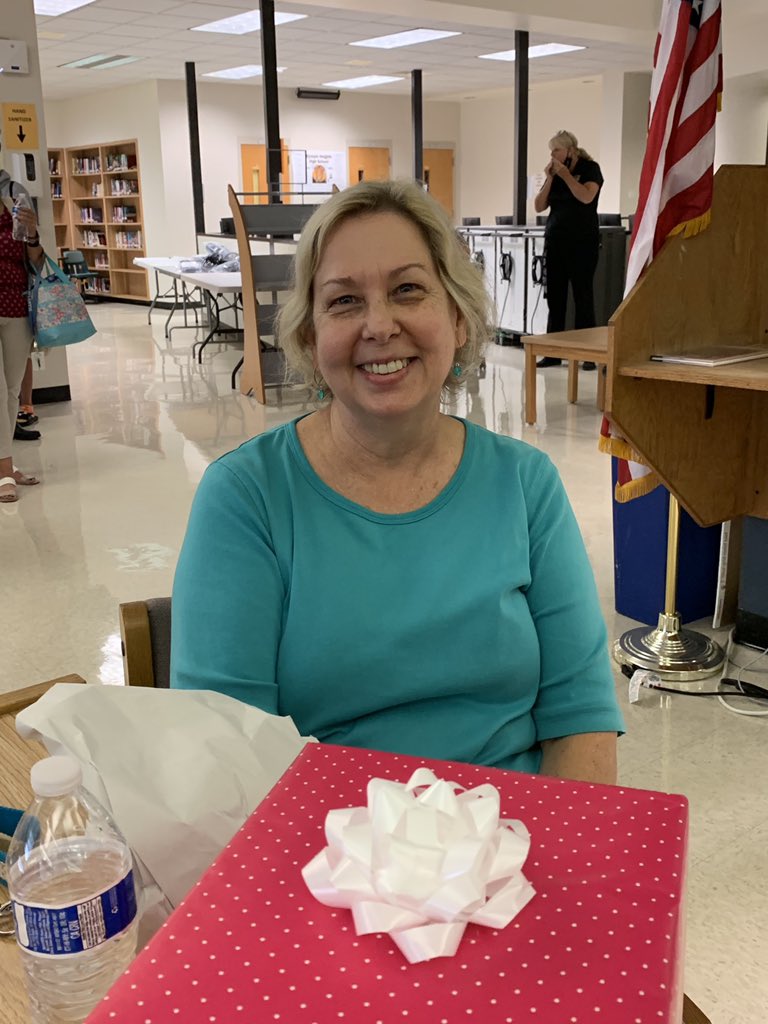 Kelly Mills Burke tweet media