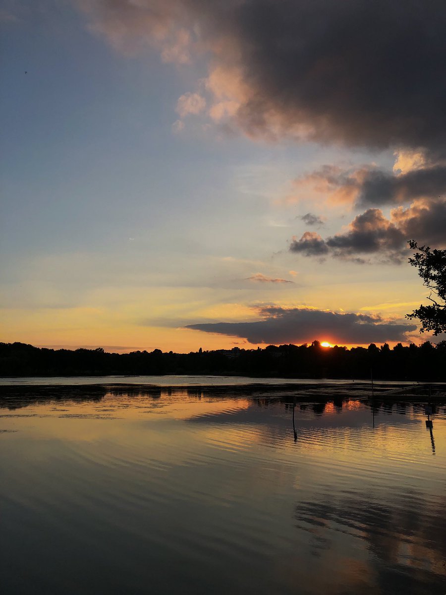 Wimbledon Park // June 2021 #photography #vsco #sunset #wimbledonpark