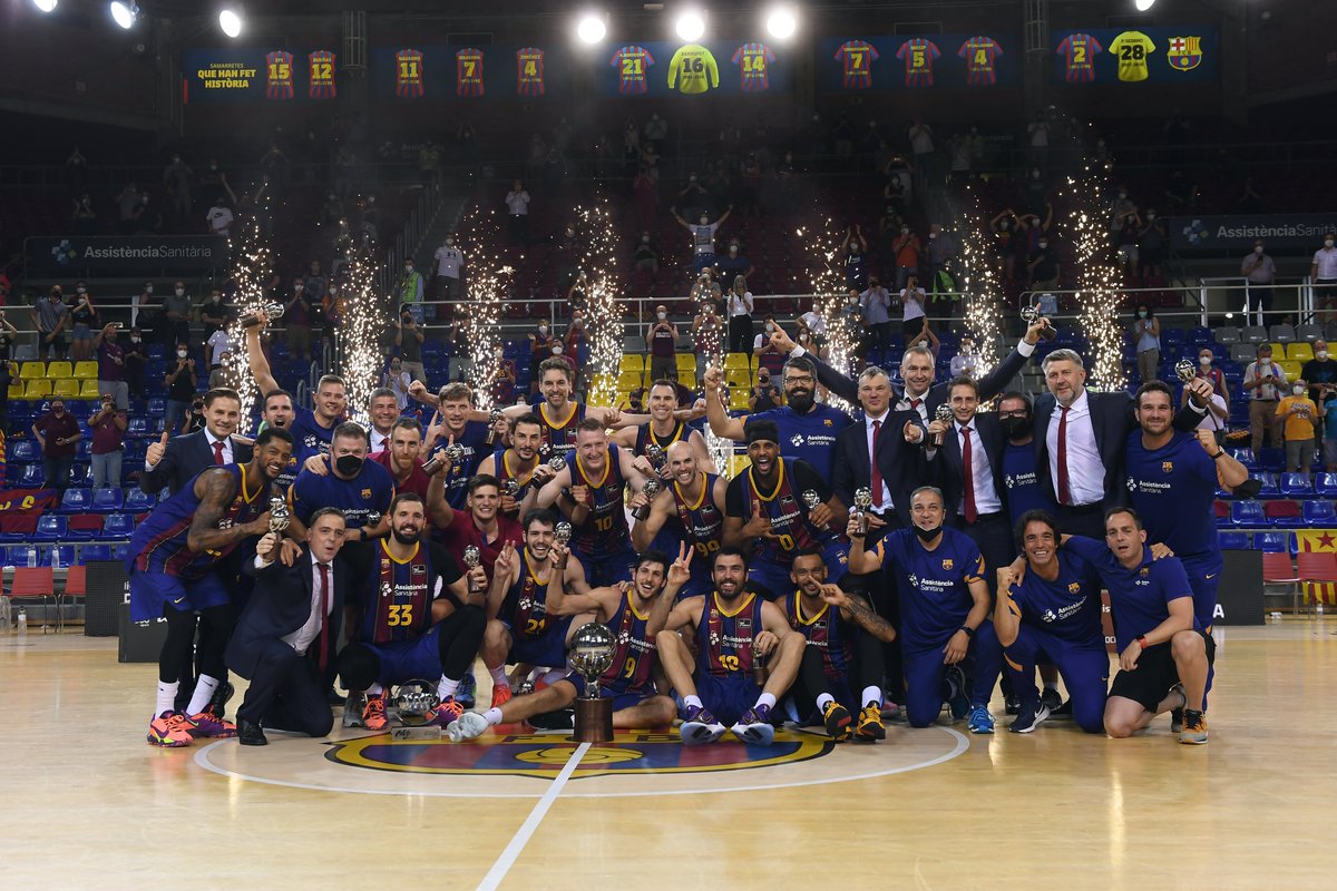 ACBCOM's tweet photo. 🏆 El @FCBbasket... ¡CAMPEÓN DE LA #LigaEndesa! https://t.co/wur6WMwINH