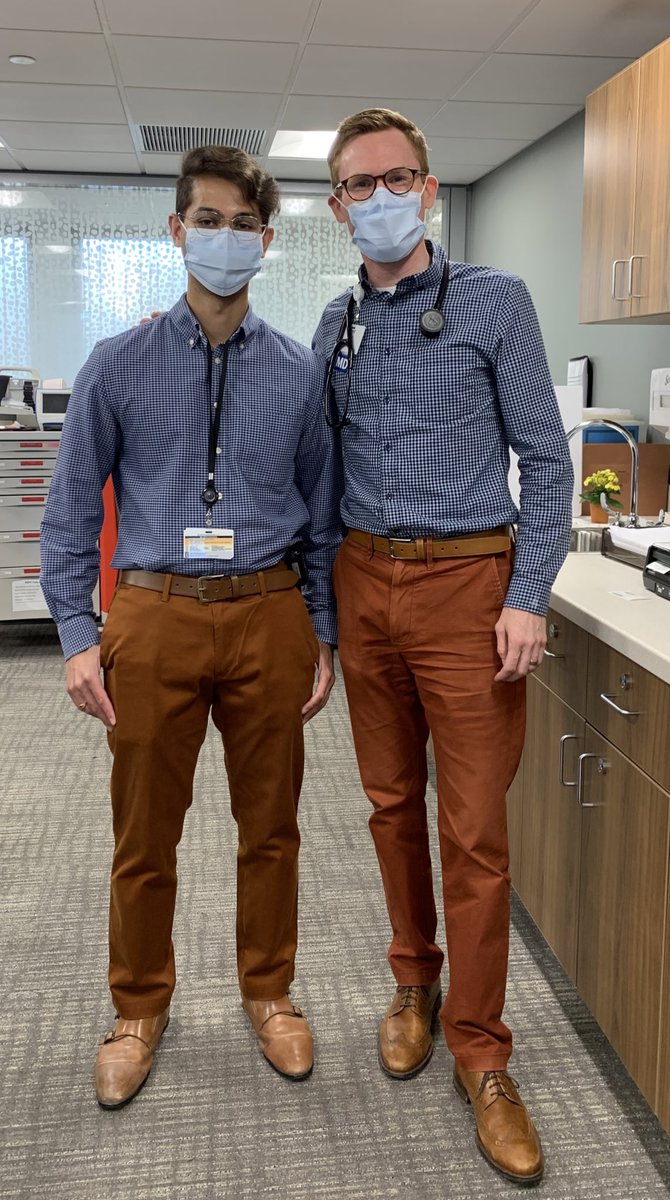 We have the most stylish residents. #twinning #didntplanthis