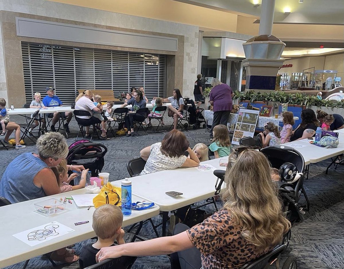 Meadowbrook Mall tweet media