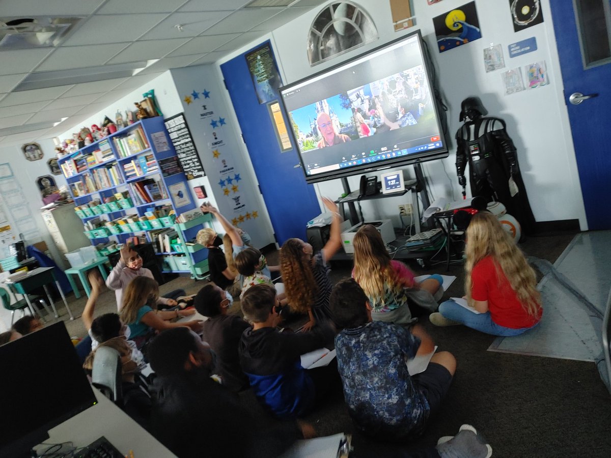 MsKinghasClass's tweet image. Thank you so much @BrainstormInst for talking with us today! Our #jediacademy has officially become #imagineersintraining