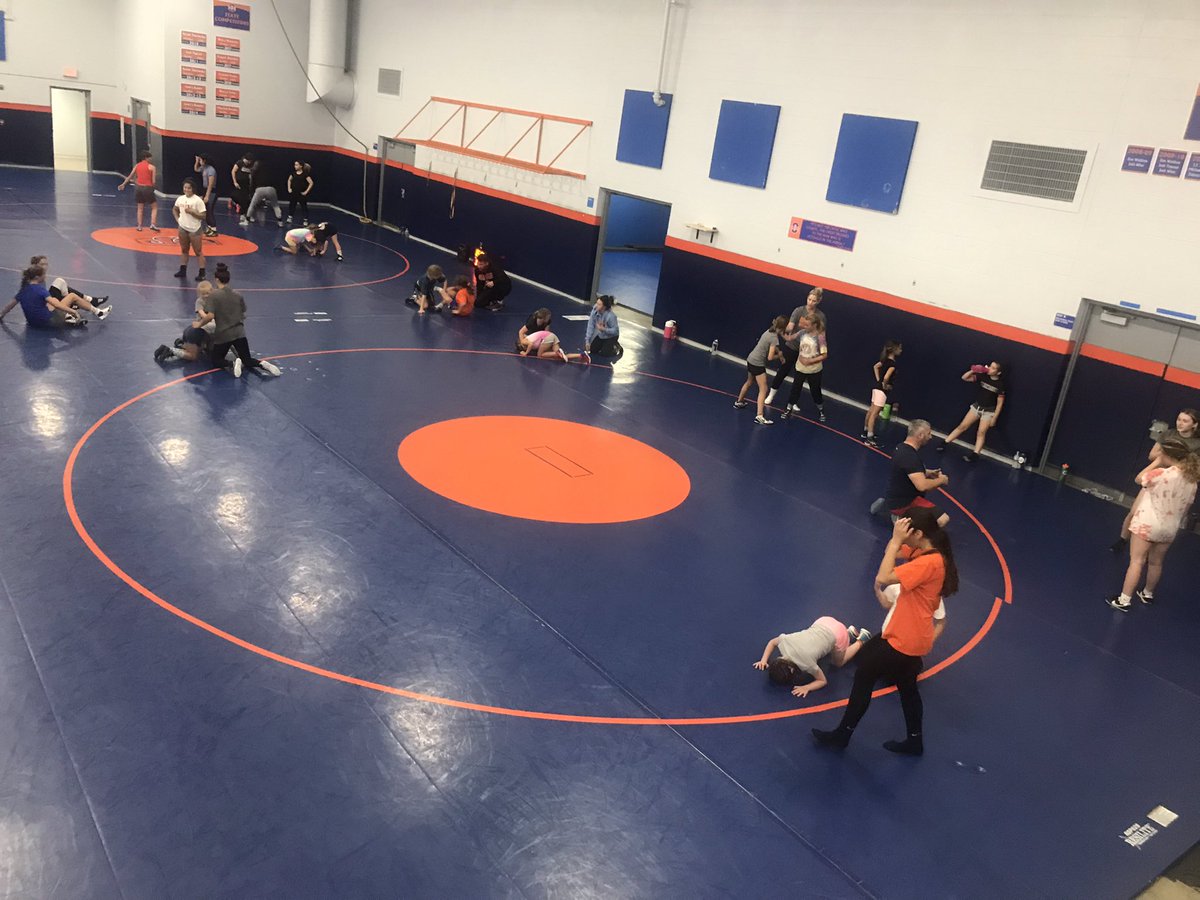 OOHSgirlswrest's tweet photo. Girls youth camp in full swing! https://t.co/goR132dcJK